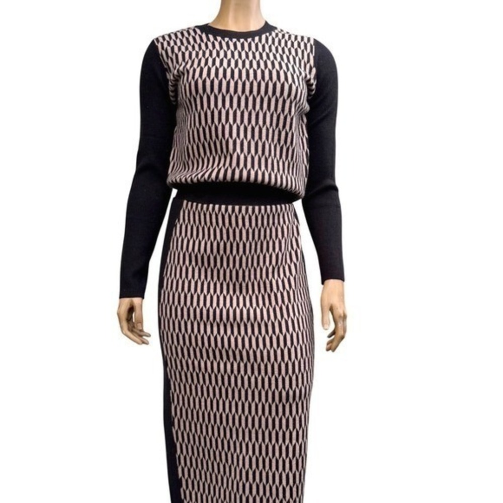RW+CO NWT Knit 2 Piece Set Geometric Diamond Midi Skirt Sweater Mod Chic M